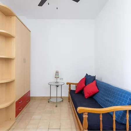 Live Decre Con Piscina Apartament *